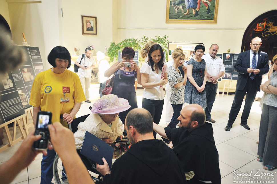 100.urodziny p.Jadwigi Stasiłowicz w Hospicjum im.ks.E.Dutkiewicza w Gdańsku